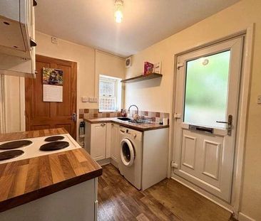 Colchester Road, Halstead, CO9 - Photo 4