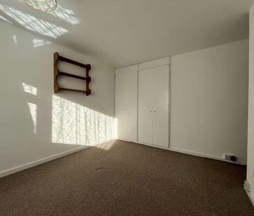 Berrow Drive, Edgbaston, Birmingham, B15 - Photo 3