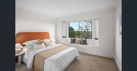 Refined Highlands Living - Photo 4