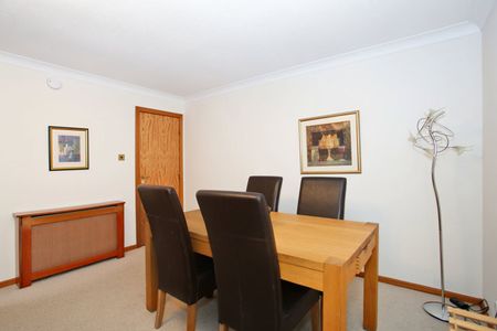 50 Craigieburn Park, AB15 7SG, Aberdeen - Photo 2