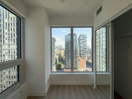For Lease - 100 Queen Street Unit# 2711, Toronto, Ontario - Photo 2