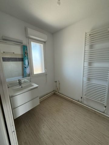 Location Appartement 3 pièces 62m² RAMONVILLE ST AGNE 31520 - Photo 3