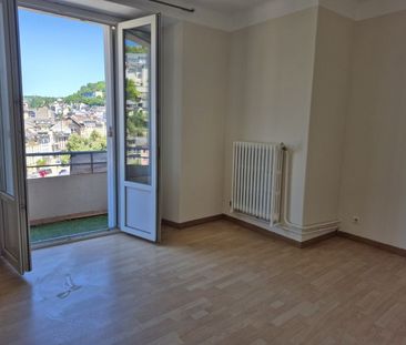 Superbe T3 proche centre ville + garage - Photo 3