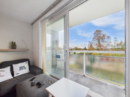 St. Merryn Court, Beckenham, BR3, London - Photo 2