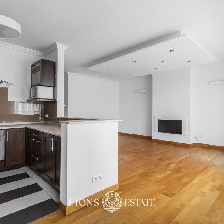 Warszawa, Mokotów, Mokotów Stary Mokotów, Aleja Niepodległości - Photo 1