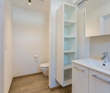 Gerenoveerde woning met 4 slaapkamers, tuin en garage. - Photo 3