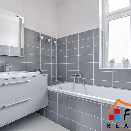 Pronájem moderního bytu s nadstandardní lodžií v centru Ostravy, OV, 4+1, 122 m - Photo 1