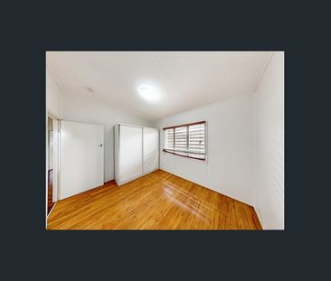 Perfect Family Home with Large Yard, Side Access for Caravan and Solar - Photo 1