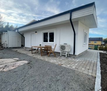 Holmskog, Vänge - Photo 1