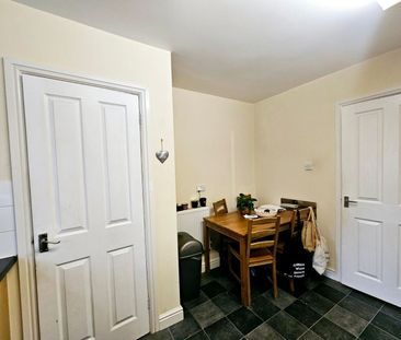 Banister Grange, Southampton, Banister Road - Photo 5