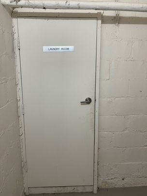 For Lease - 517 Eglinton Avenue Unit# 4, Toronto, Ontario - Photo 1