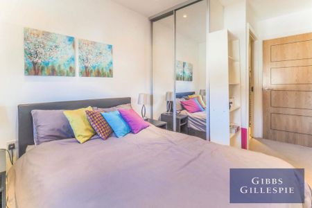2 bedroom flat to rent - Photo 4