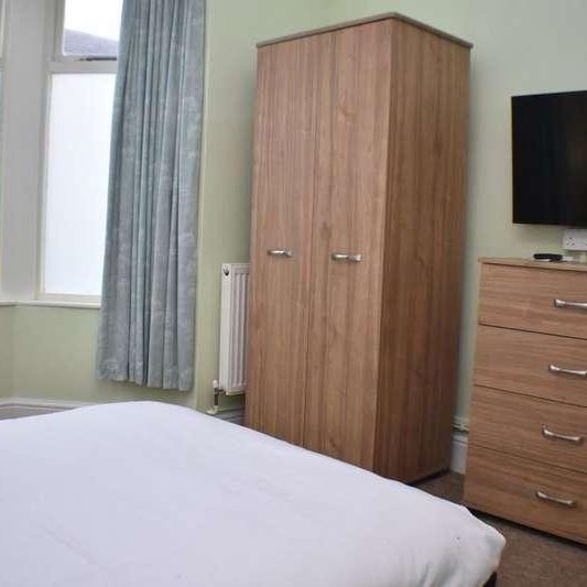 Rm, Aldermans Drive, Peterborough, PE3 - Photo 1