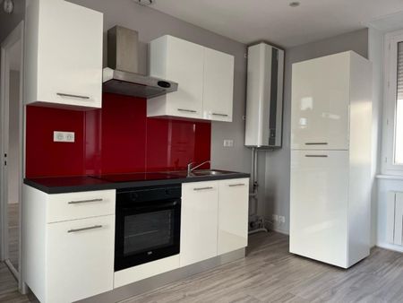 APPARTEMENT T2 A LOUER A LE COTEAU - AVENUE DE LA LIBERATION - Photo 5