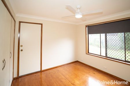 12 Merinda Crescent, Kooringal, NSW 2650 - Photo 2