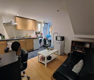 1 bedroom flat to rent - Photo 3