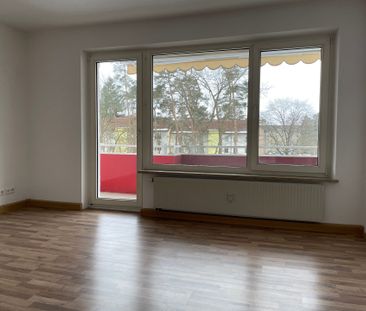 Mietwohnung in Erlangen - 2 Zimmer-Wohnung mit schönem Balkon direk... - Foto 1