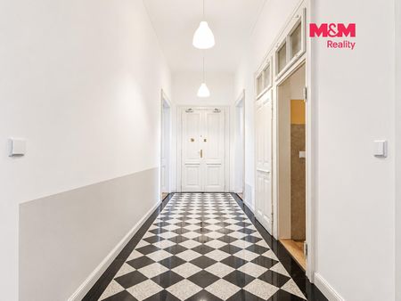 Pronájem bytu 4+kk 105 m², Hradec Králové - Photo 2