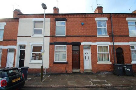 2 bedroom terraced house to rent - Photo 3