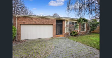 Elegant Living in the Heart of Brighton East - Photo 2