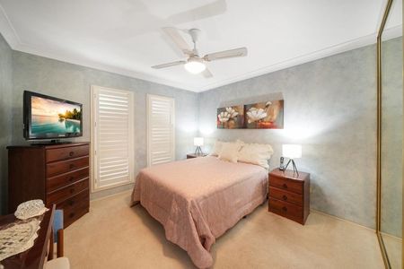 CHARMING FAMILY HOME !! - Photo 2