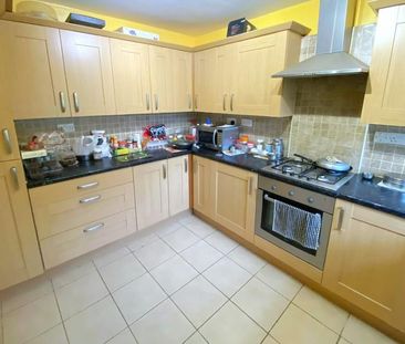 3 bedroom terraced house to rent - Photo 5