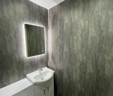 1 Bed Flat, Govan Road, G51 - Photo 2