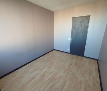 Location Appartement 4 pièces 74m² LILLE 59000 - Photo 6