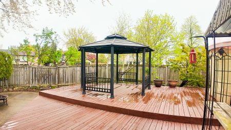 For Lease - 3072 Autumn Hill Crescent, Burlington, Ontario - Photo 5