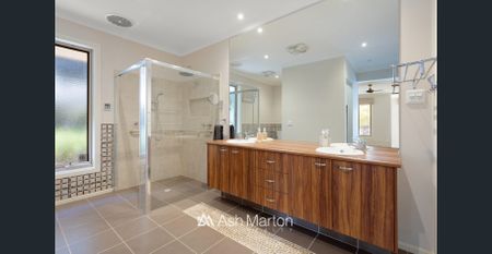 Spacious Family Home Designed for Entertaining - Photo 5