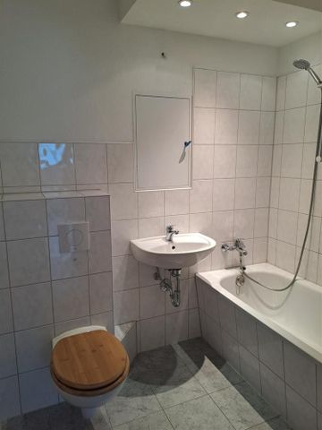 Schöne 3 Raum Wohnung in der Bitterfelder Innenstadt - Photo 5