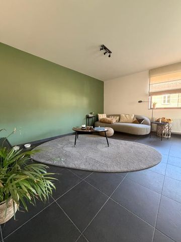 Appartement te huur - Foto 2