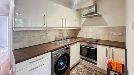Crawley Green Road, Luton, LU2 - Photo 5