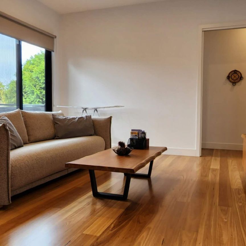 Templestowe - Photo 1