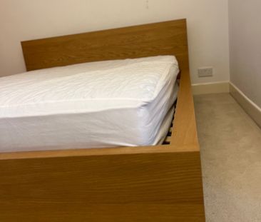 Room in a Shared House, Silverdale Road, SO15 - Photo 5