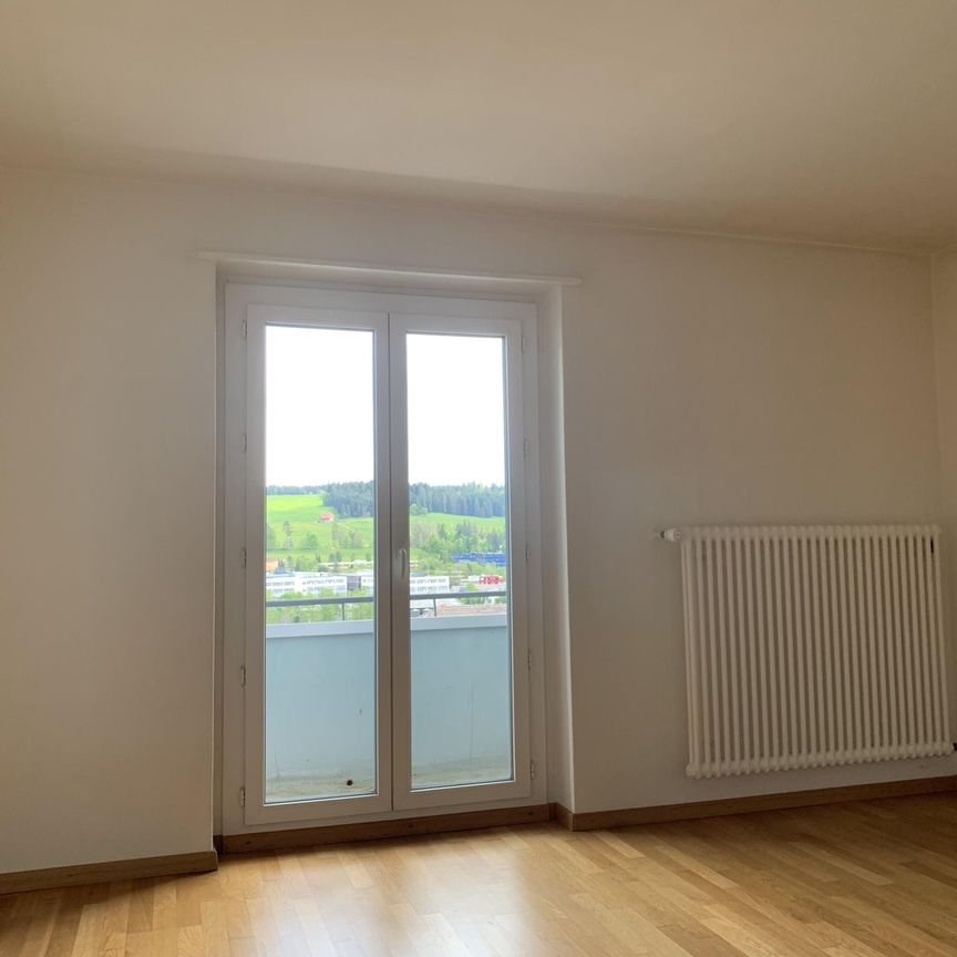 Rue du Bois-Noir 54 - appartement 4ème Est - Photo 1