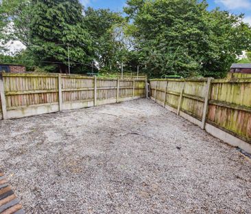 3 bedroom semi-detached house to rent - Photo 3