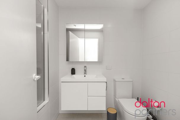 Modern Living - Photo 1