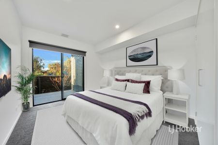 18 Flagship Way, Point Cook VIC, Belconnen - Photo 3