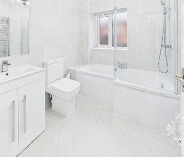 3 bedroom terraced house to rent - Photo 6