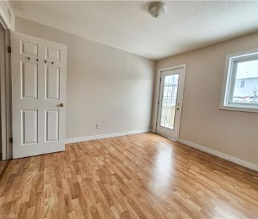 For Lease - 132 Udvari Crescent Unit# 3, Kitchener, Ontario - Photo 6