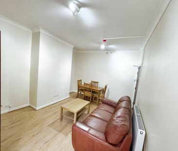 4 bedroom terraced house to rent - Photo 1