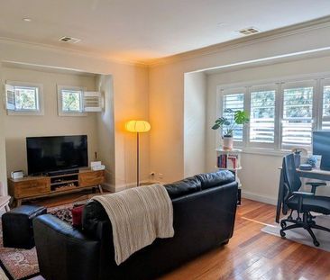 2/46 Diamond Creek Road, Greensborough - Photo 2