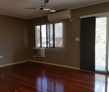 Spacious & modern delight in a convenient location! - Photo 3