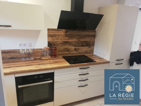 Location Appartement 3 pièces 44m² LES ABRETS EN DAUPHINE 38490 - Photo 3