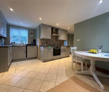 3 bedroom terraced house to rent - Photo 5