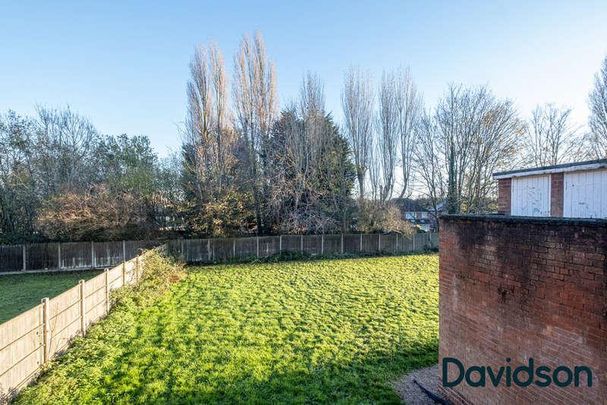 Bristol Road South, Birmingham, B31 - Photo 1