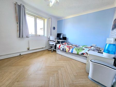 Owen Close, Northolt - Photo 3