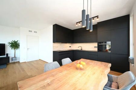 Rezidence Remízek Radlice, byt 3+kk, 94 m + lodžie, 2 koupelny, garáž, sklep, Praha 5 Radlice - Photo 3