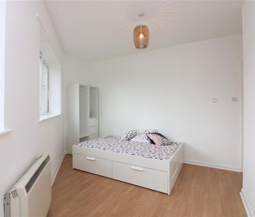 Aberdale Court, Garter Way, SE16 6XG, London - Photo 4